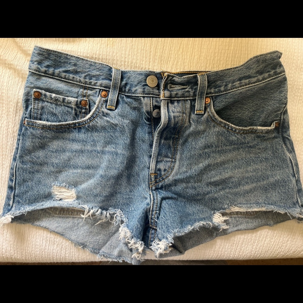 Vintage Levi’s 501 Jean Shorts